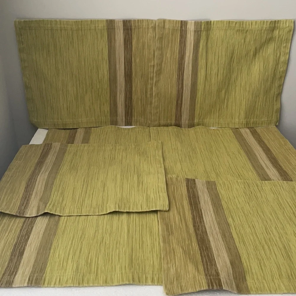 Crate & Barrel Fractions Placemats (7)